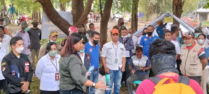 Warga Kabupaten Sikka Terdampak Erupsi Lewotobi Laki-Laki Tempati Lokasi Pengungsi Waigete.