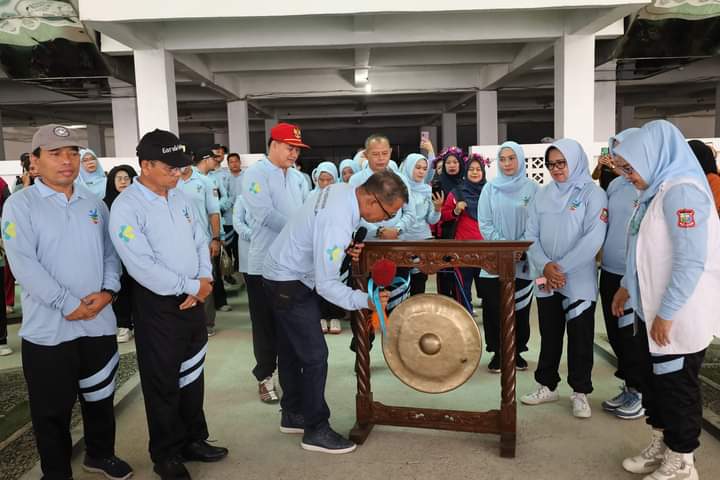 Pemerintah Kota Tanjungbalai Baharuddin Pabba,Melaksanakan peringatan Hari Kesehatan Nasional.