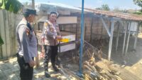 Kapolsek Gunung Anyar Dukung Program Ketahanan Pangan Nasional Melalui Penyaluran Hasil Ternak