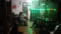 Kebersamaan di Posko Pilkada Paslon Bupati Natuna WSRH No. 02 di Midai