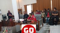 LSM GERAK Pimpinan Sulaiman Sabang Rapat Dengar Pendapat Dengan Komisi I DPRD Banyuwangi Terkait Tidak Bersedianya Kades Menandatangani SK Perhutanikkk 2 0 449