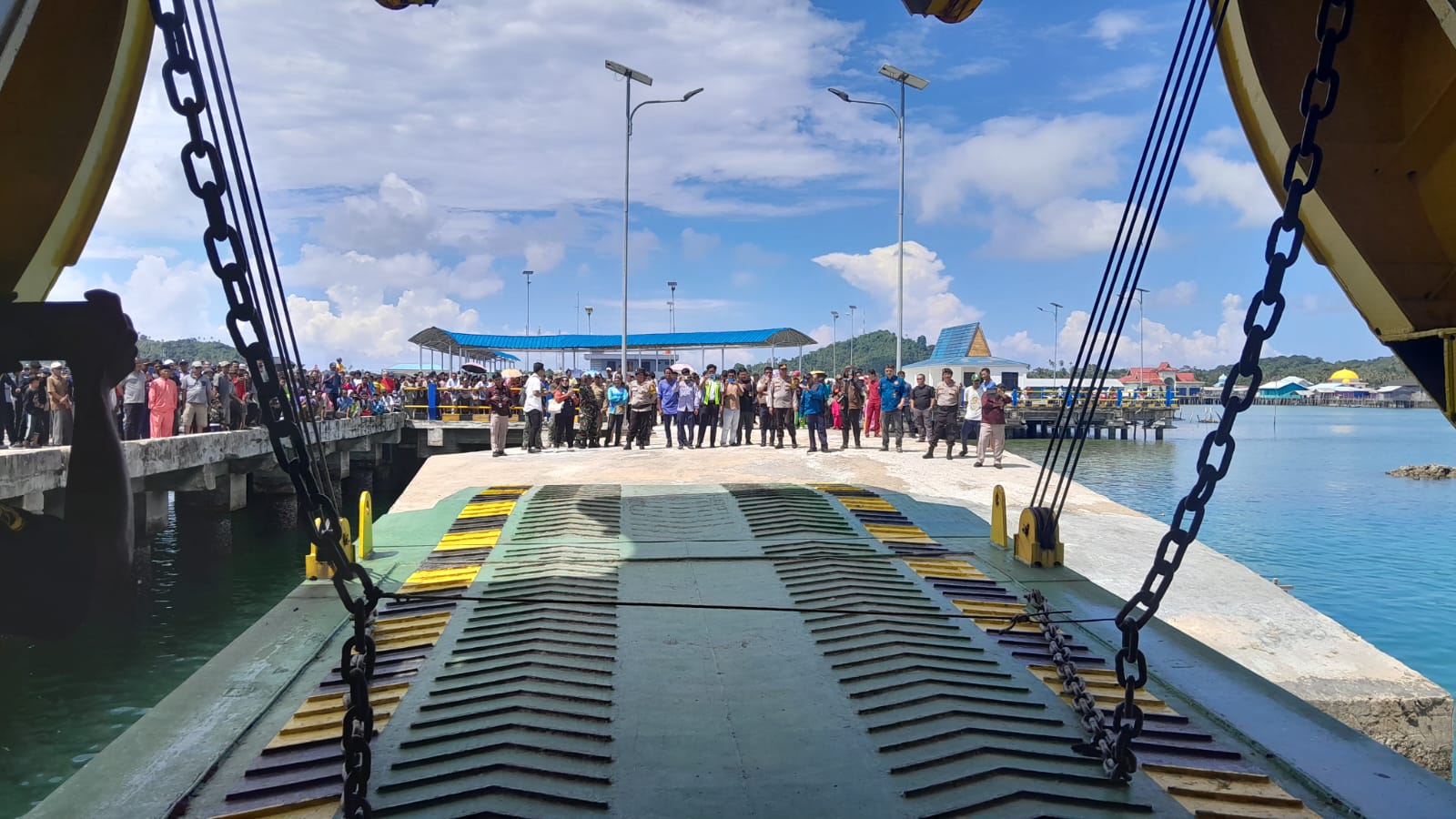 Jumat Berkah, Terukir Sejarah di Sedanau, Kota Bermarwah