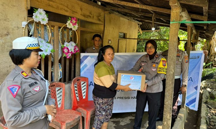 Sat Lantas Polresta Manado Salurkan Bansos Dalam Rangka Hari Lalu Lintas Bhayangkara Ke-69 Kepada Korban Laka Lantas