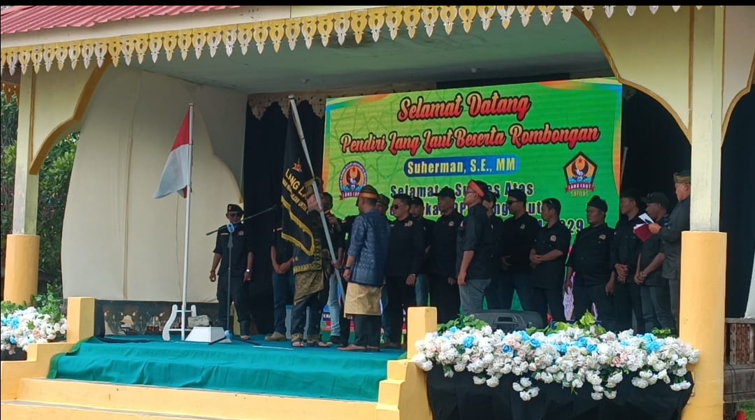 Paslon Gubernur Kepri dan Bupati Lingga Hadiri Pelantikan DPD Lang Laut Lingga