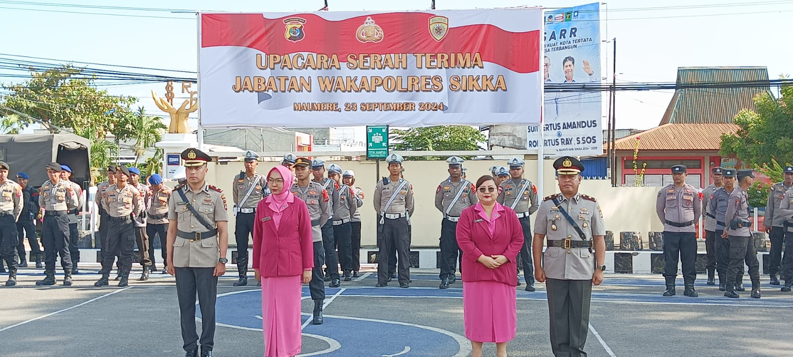 upacara serah terima jabatan Wakapolres Sikka di Lapangan Apel Kepolisian Resor SIKKA