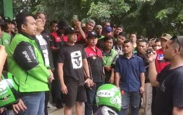 Aliansi Driver Online Batam (ADOB) Menggelar Demonstrasi di Kantor Maxim Batam