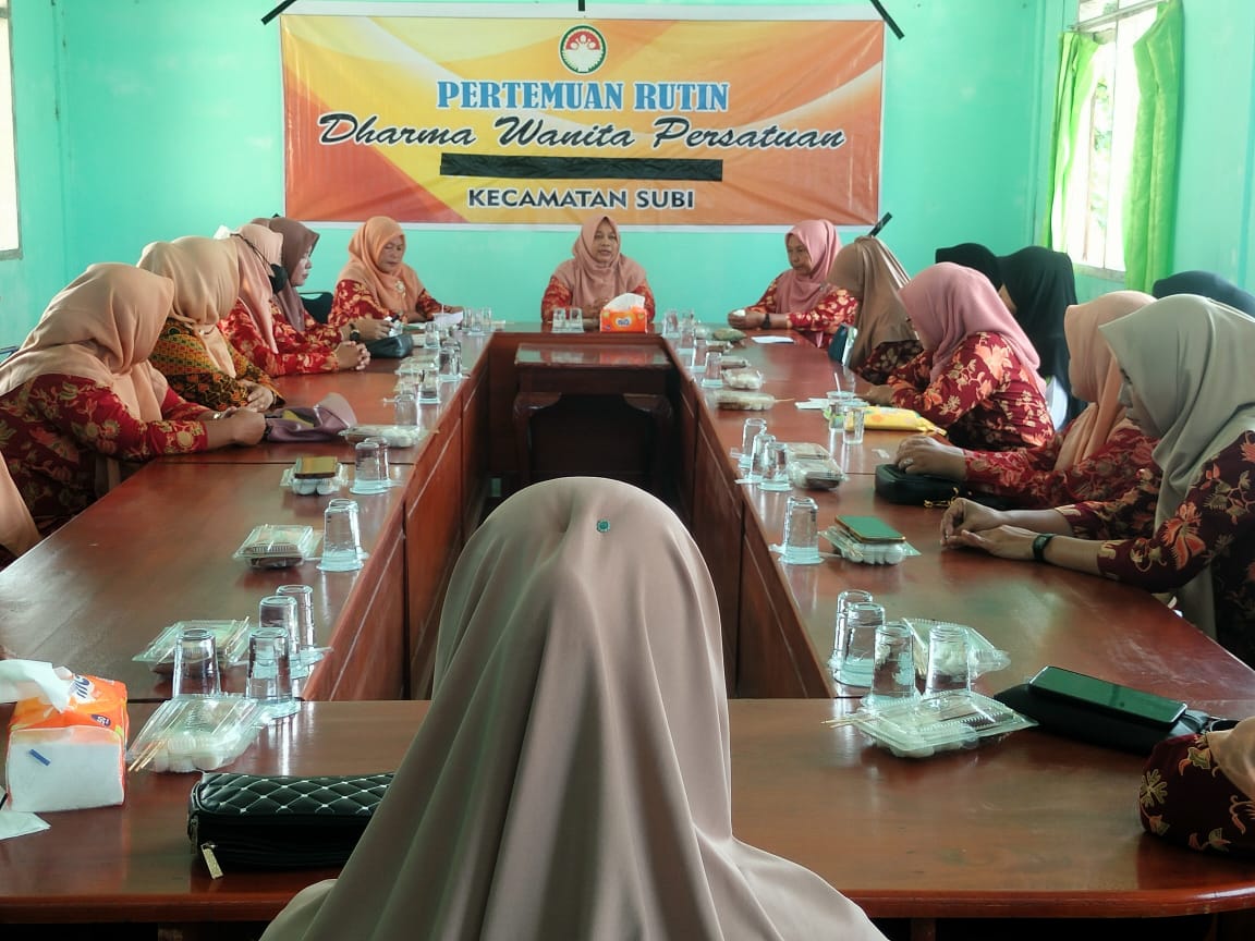 Pertemuan Rutin Darma Wanita Persatuan Kecamatan Subi: Dorong Peran Aktif DWP dalam Pemberdayaan Keluarga