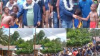 Pasangan DAMAI Daniel Asmorom M,SH.MM - Dr.Alimudin Baedu, MM Mendapat Sambutan Lautan Manusia Saat Safari Politik di Sumuri Teluk Bintuni