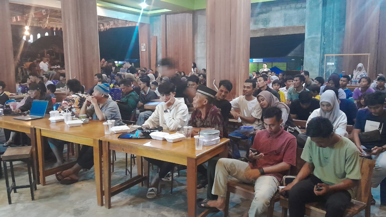 Nonton Bareng di CS Coffee Meriah, Daeng Ganda Rahmatullah Sampaikan Apresiasi meski Timnas Kalah 2-1