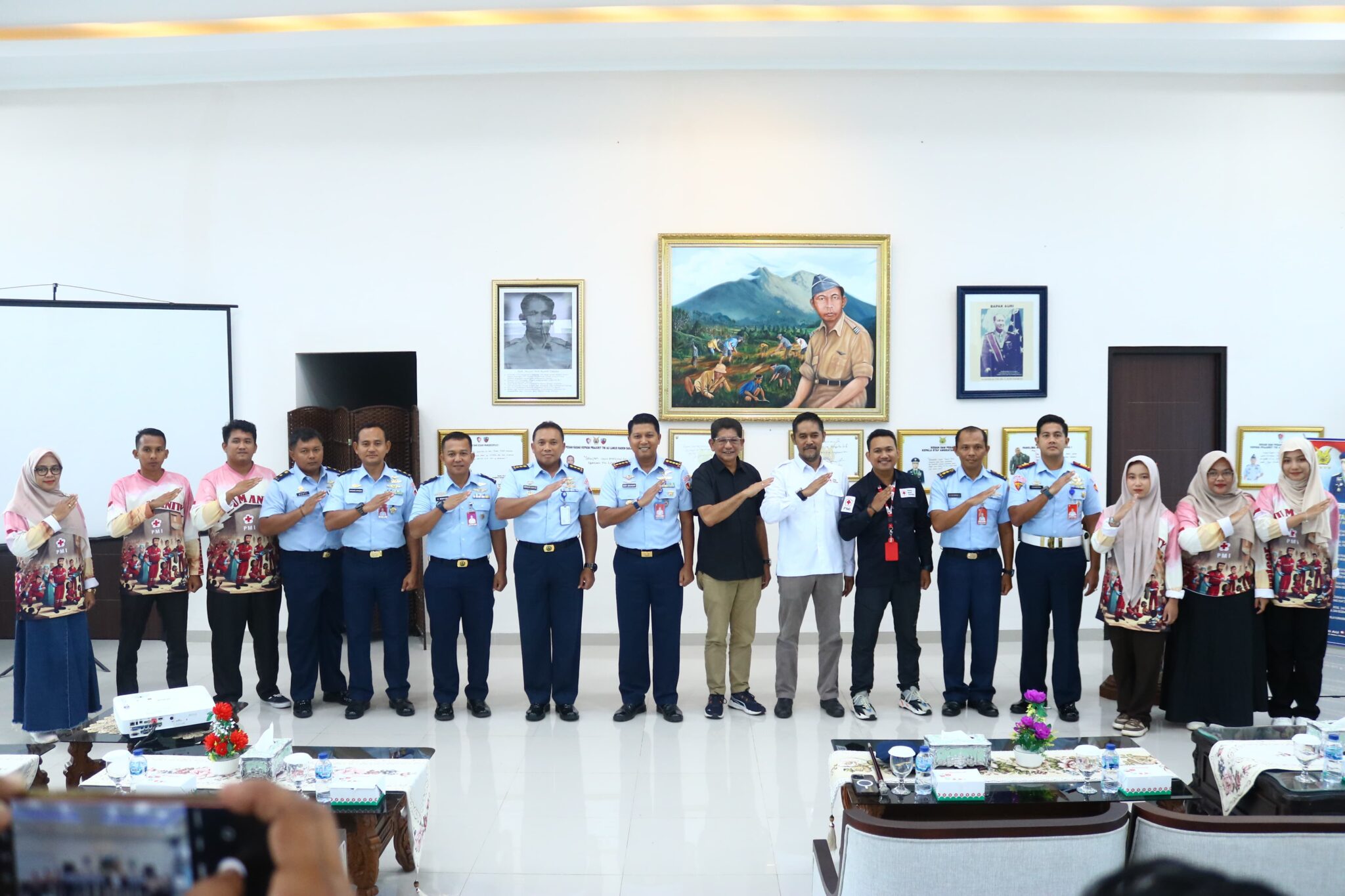 Lanud Raden Sadjad Fasilitasi Diseminasi Nilai Kepalangmerahan bersama PMI Natuna