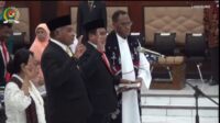 Pengambilan Sumpah/Janji Pimpinan DPRD Kabupaten Sikka. Adrianus Firminus Parera: Bersinergi dalam semangat kemitraan untuk berpihak kepada rakyat.