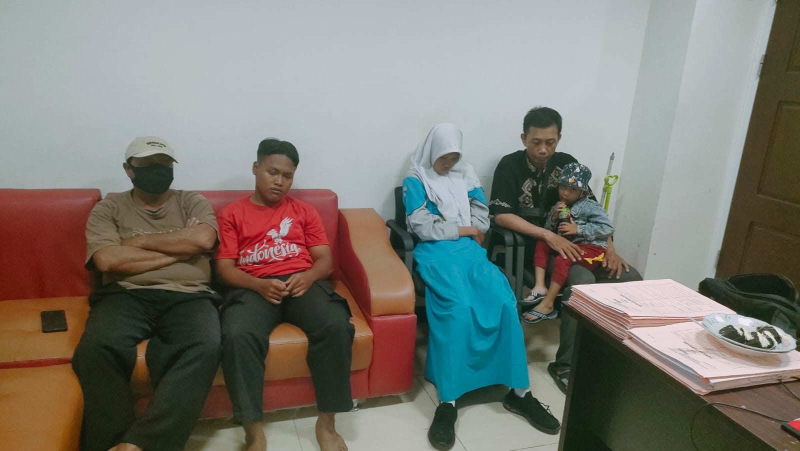 Dua Remaja Kepergok Warga Sedang Mesum di Dalam Toilet Mushala Dusun Paras