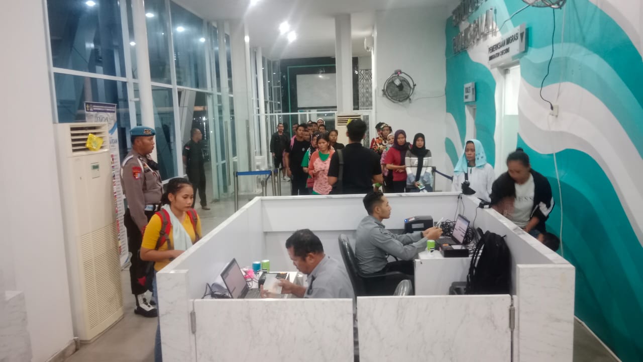 Polres Tanjung Balai Amankan Pemulangan 36 WNI di pelabuhan teluk nibung.