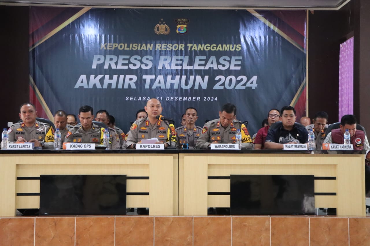 Konferensi Pers Kapolres Tanggamus Capaian Selama Tahun 2024