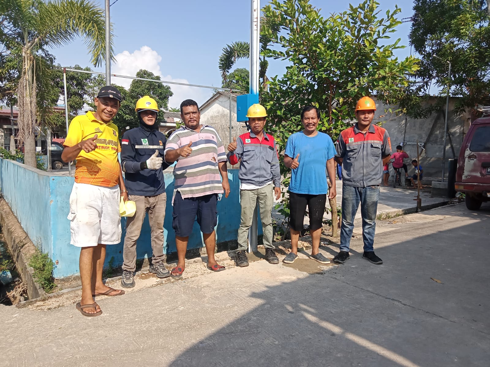 Kabar Gembira!! Bright PLN Berikan Pemasangan Listrik Gratis Bagi Warga Kavling Sagulung