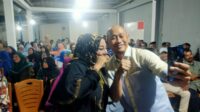 Tokoh Perempuan Aprilia Tahmrin Asal Musi Rawas Utara ,Menggambarkan sosok H. Rachmat Hidayat (Yoppy Karim) Adalah Tokoh Yang Cerdas, muda dan Visioner