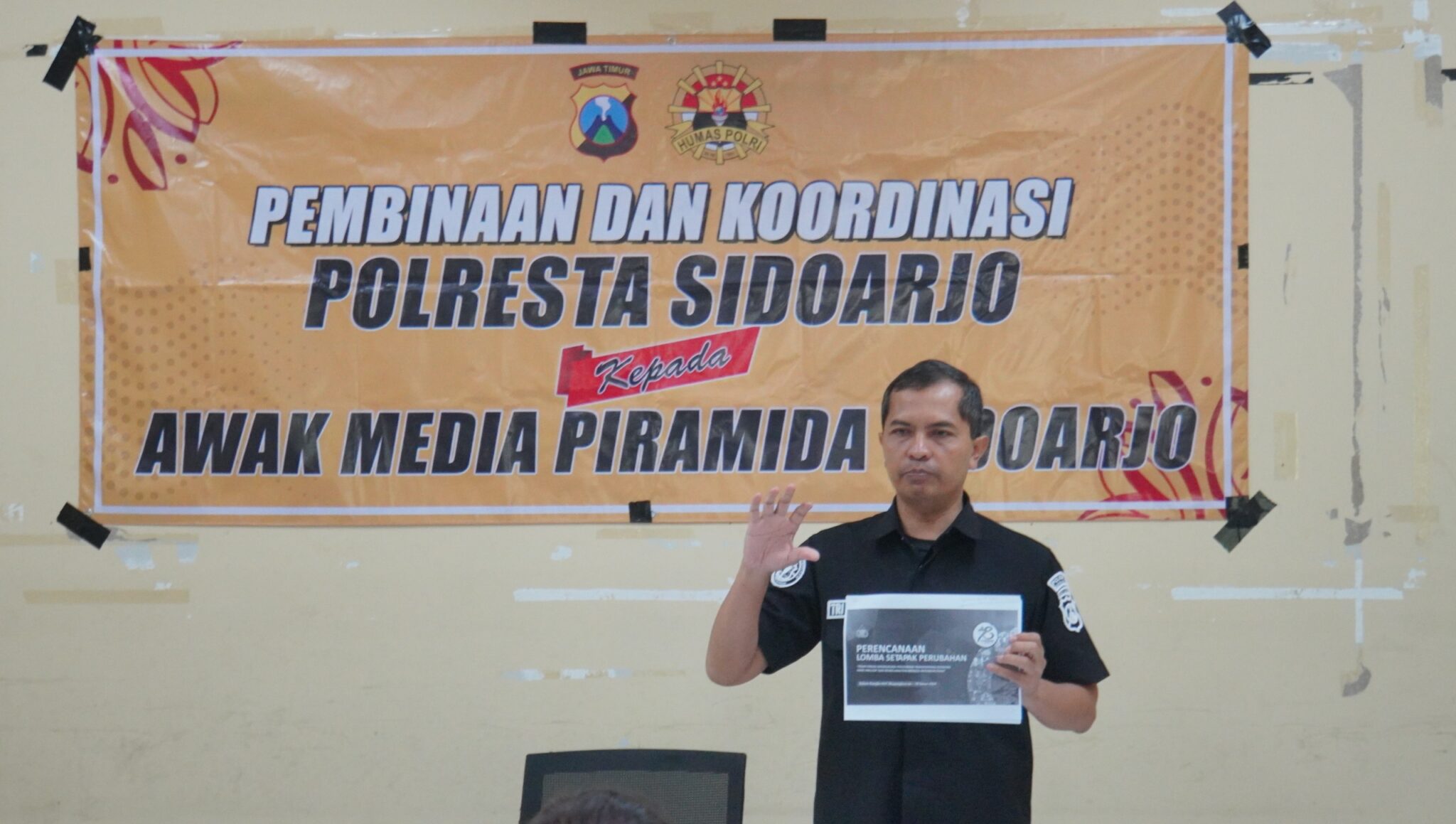 Humas Polresta Sidoarjo Gandeng Wartawan Sukseskan Hari Bhayangkara Ke-78