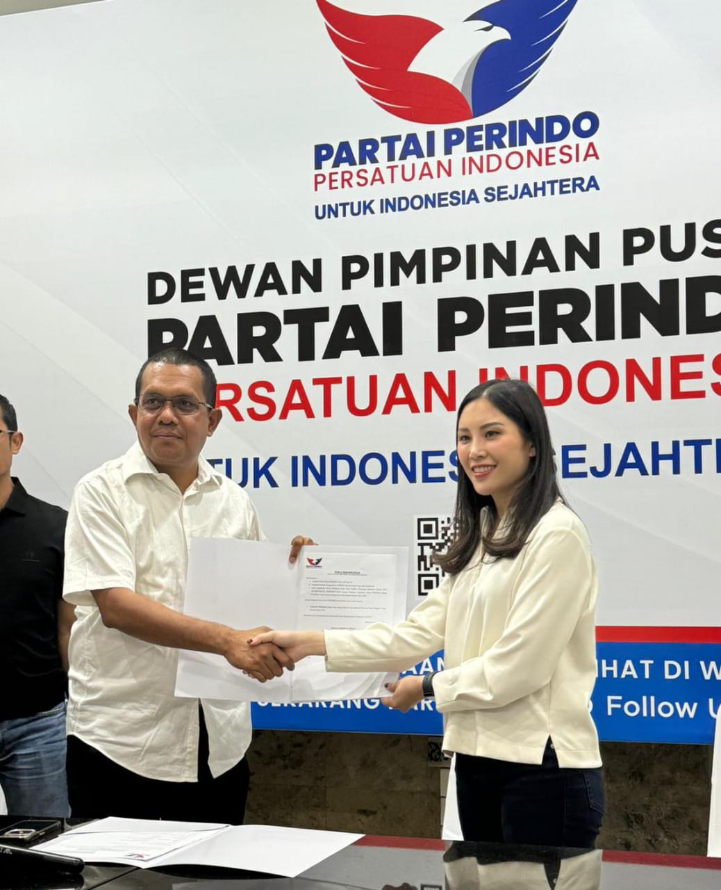 Melki Laka Lena - Jhoni Asadoma Dapat Dukungan Partai Perindo di Pilgub NTT 2024