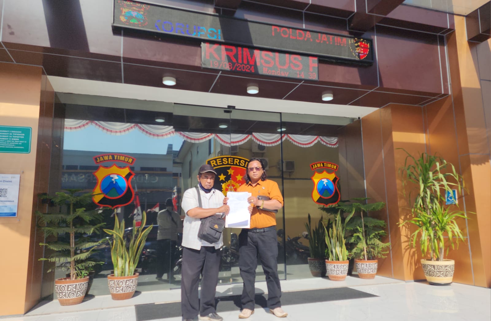 Merasa Diintimidasi danDisekap, Wartawan Adukan Direktur Developer Perumahan Darmo Hill ke Surabaya