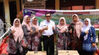 Wako Ahmadi Serahkan Bantuan Mesin Pertanian untuk Kelompok Tani