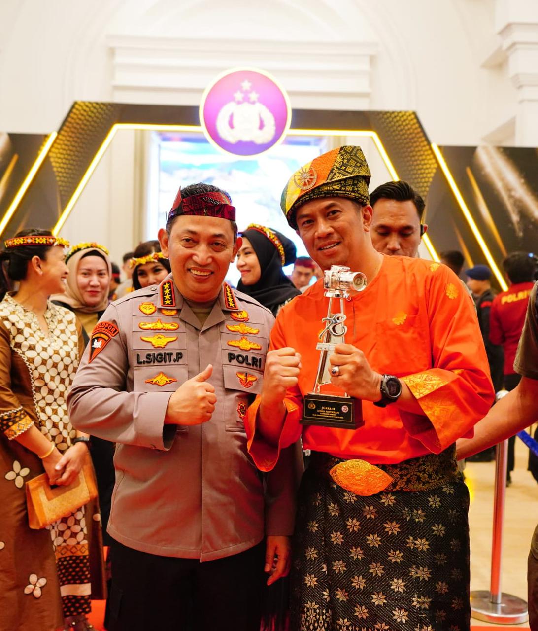 LOMBA KREASI SETAPAK PERUBAHAN POLRI DALAM RANGKA HARI BHAYANGKARA KE – 78, SATU PEMENANG KATEGORI FOTOGRAFI UMUM DIRAIH PESERTA DARI KEPULAUAN RIAU