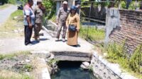 Satpol PP Banyuwangi Turun Tangan Atasi Pencemaran Lingkungan di Kertosari