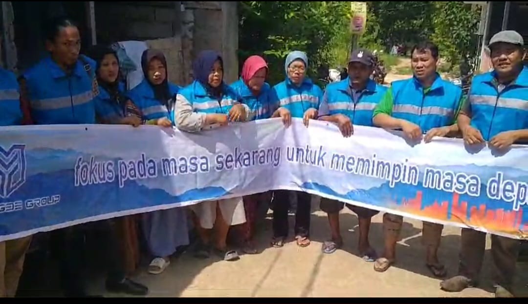 Peduli Pendidikan Generasi Muda, Yaga Yingde Group Beri Bantuan Beasiswa Sekolah di Kavling Punggur Kota Batam 