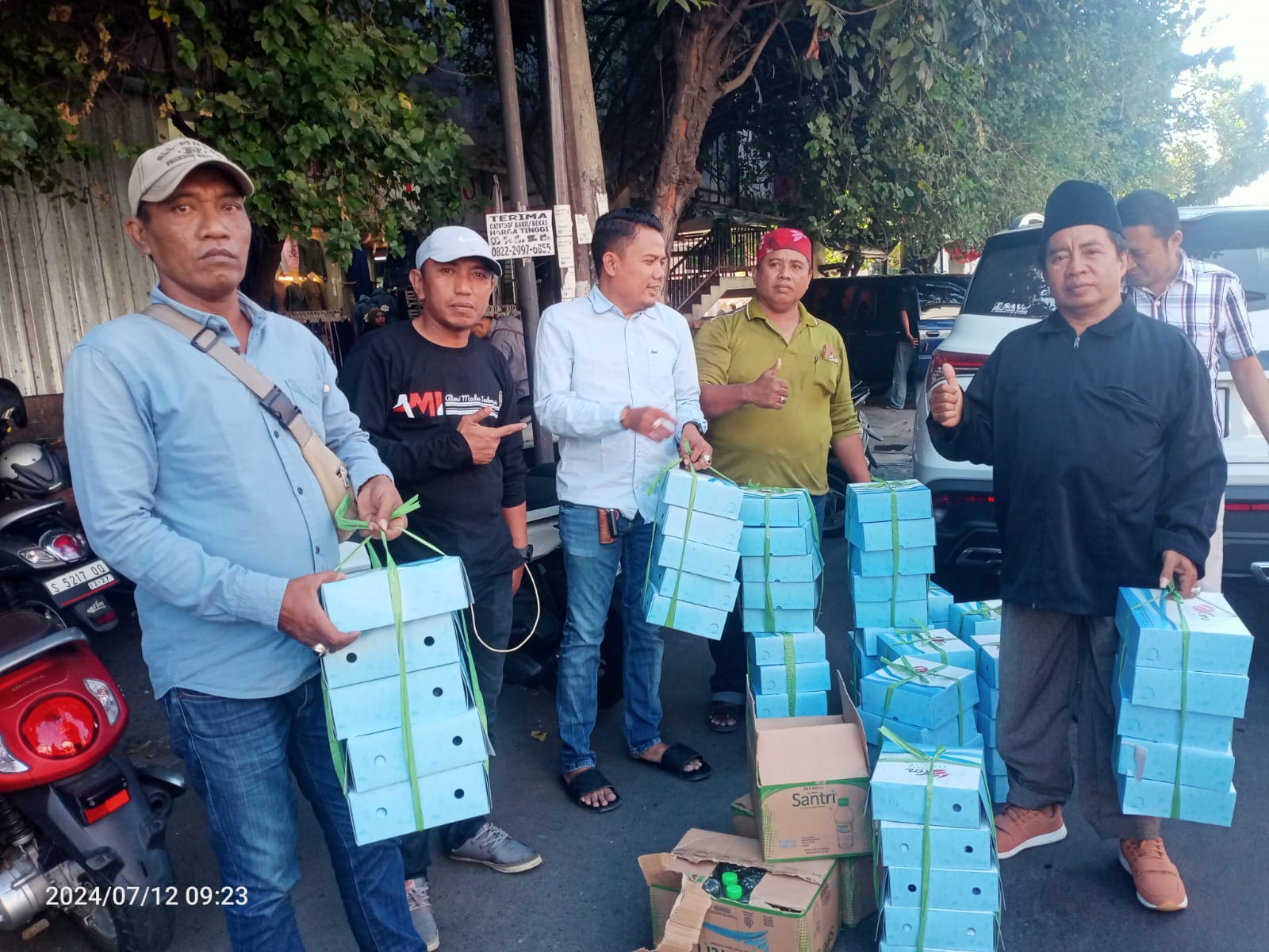 Aliansi Madura Indonesia "Lakukan Jum'at Berkah" Wujud Peduli Untuk Sesama