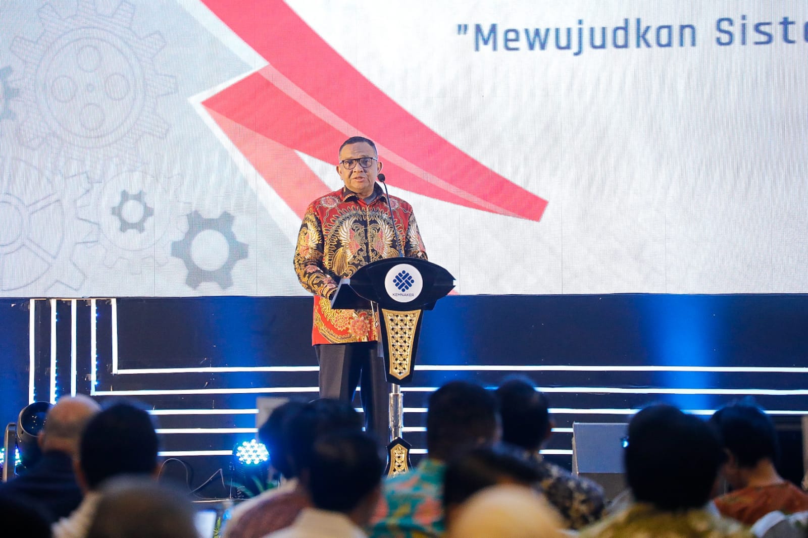 Wakil Menteri KetenagaKerjaan Ir. Adriansyah Noor, M.Si.,IPU.
