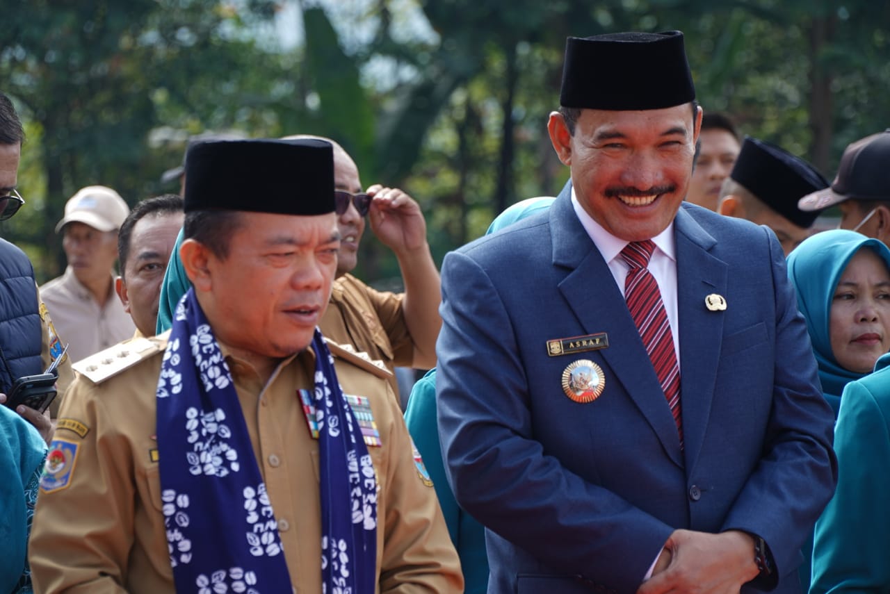 Gubernur Al Haris Hadiri Pengukuhan Perpanjangan Masa Jabatan Kades Se-Kabupaten Kerinci
