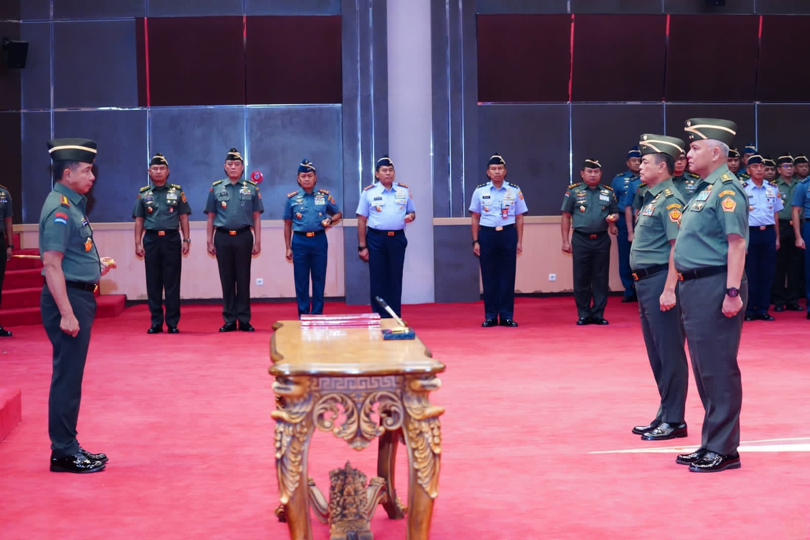 Panglima TNI Jenderal Agus Subianto Pimpin Sertijab Asintel Panglima TNI