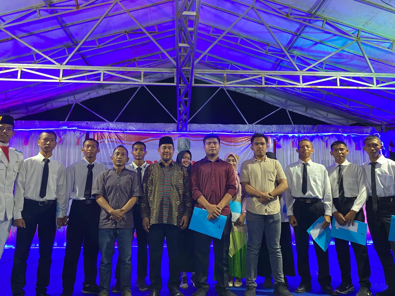 Malam Penutupan yang Meriah