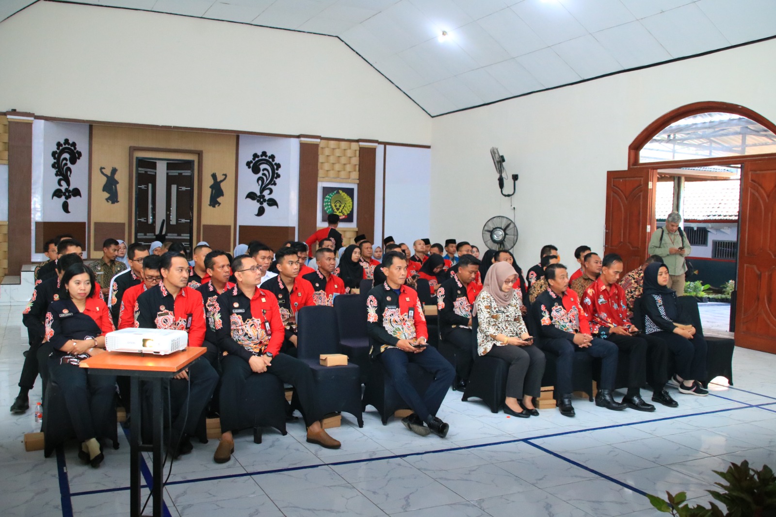 Berikan Keadilan bagi Masyarakat, Ketua Mahkamah Agung Apresiasi Pelaksanaan Sertifikasi Hakim Pertanahan dan Tata Ruang