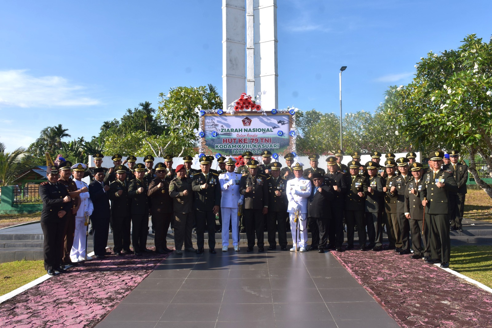 Kasdam Kasuari Pimpin Ziarah Nasional Sambut HUT Ke-79 TNI “Bentuk Penghormatan Kepada Pahlawan”

