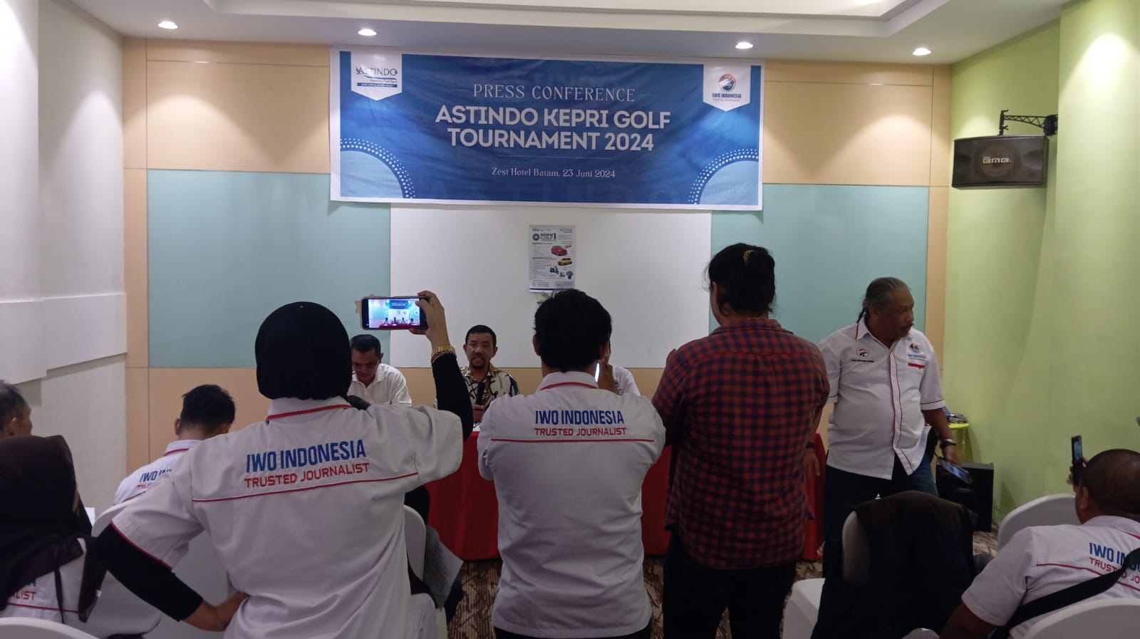 Kofrensi Press : Deni Redi Situmeang Panpel Astindo Turnament Golf Kepri
