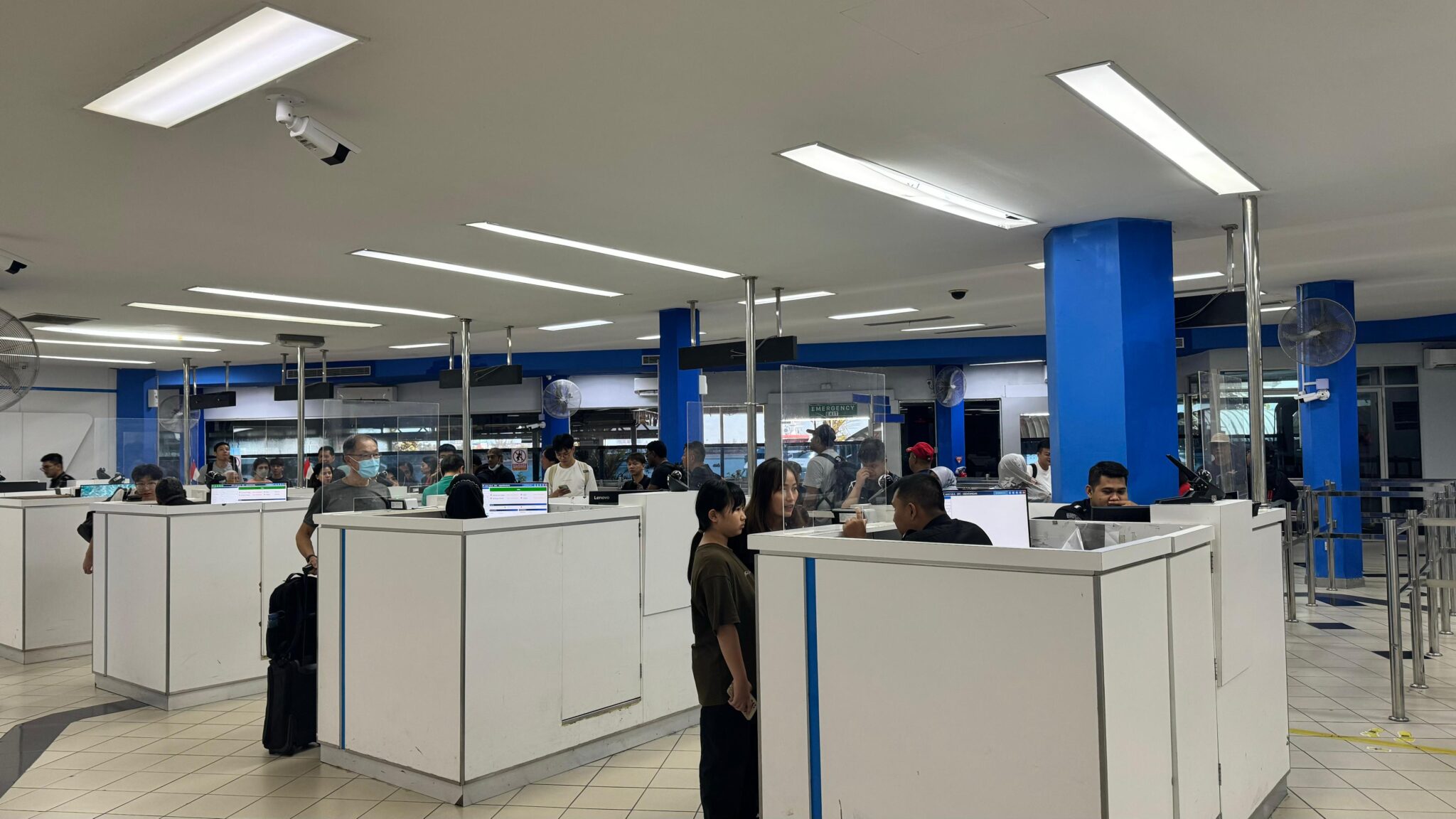Jumlah Keluar Masuk Penumpang WNA DAN WNI DI Terungkap di Imigrasi Saat Siaran Pers