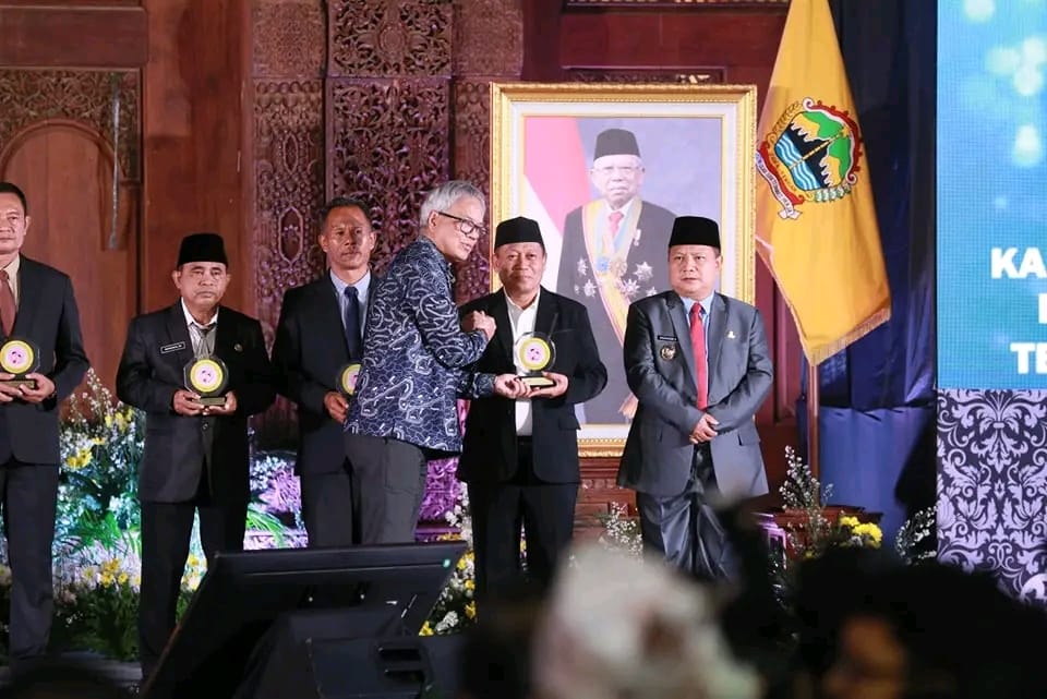 Pemerintah Kota tanjungbalai H Waris Tholib Menerima Piagam Penghargaan Kepala Badan Kependudukan Dan Keluarga Berencana Nasional (BKKBN),