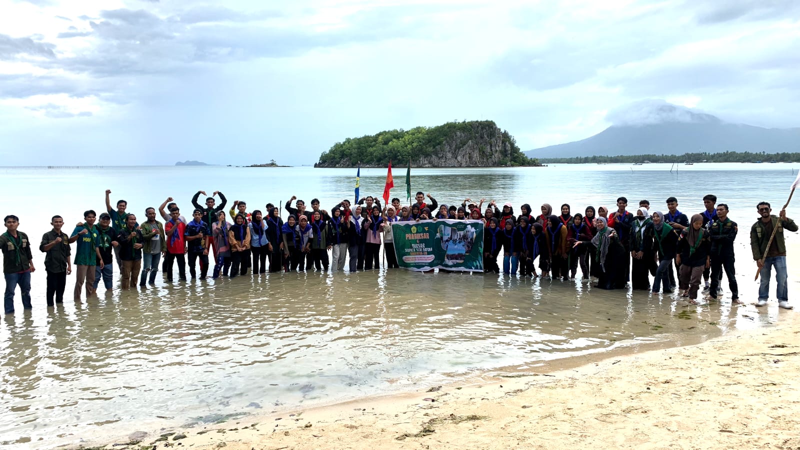 Perkemahan Meriah di Pantai Kelanga Natuna: Angkatan XIII STAI Natuna Menjadi Tuan Rumah Berita Sukses