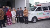 Anggota DPR RI Hibahkan Mobil Ambulans Untuk LDII Surabaya