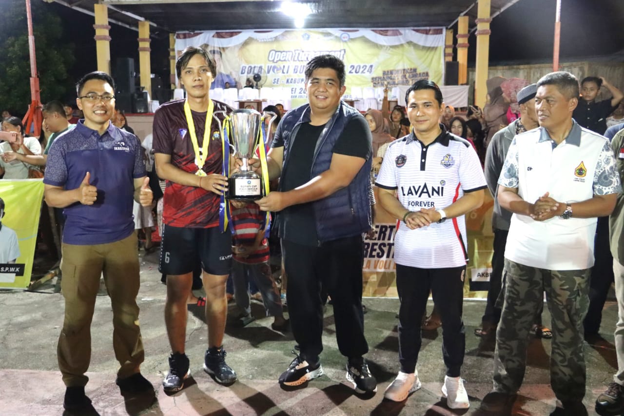 Polres Bintan Menyala, Raih Juara 1 Turnamen Bola Voli Bupati Bintan Cup.
