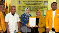 Siap Bertarung Di Pilkada 2024 Lidyawati Cik Ujang Kembalikan Formulir Pendaftaran Bacabup Muaraenim