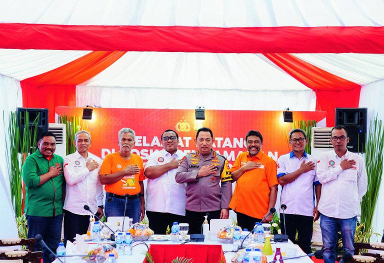 Kapolri Jenderal Listyo Sigit Prabowo Angkat Presiden KSPSI Jadi Staf Ahli