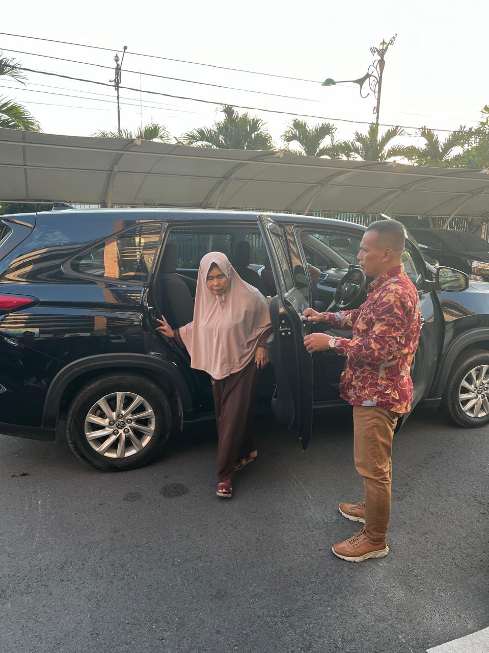 Satgas SIRI Berhasil Mengamankan Buronan (DPO) Perkara Korupsi Atas Nama Terpidana HAYATI GANI