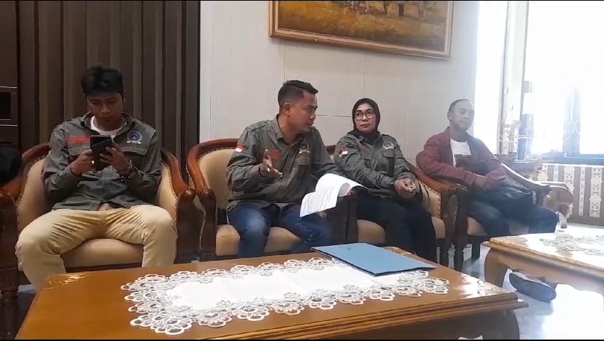 DPP AMI ; Meminta KPK Untuk Segera Menangkap Bupati Sidoarjo Yang Sudah Mangkir