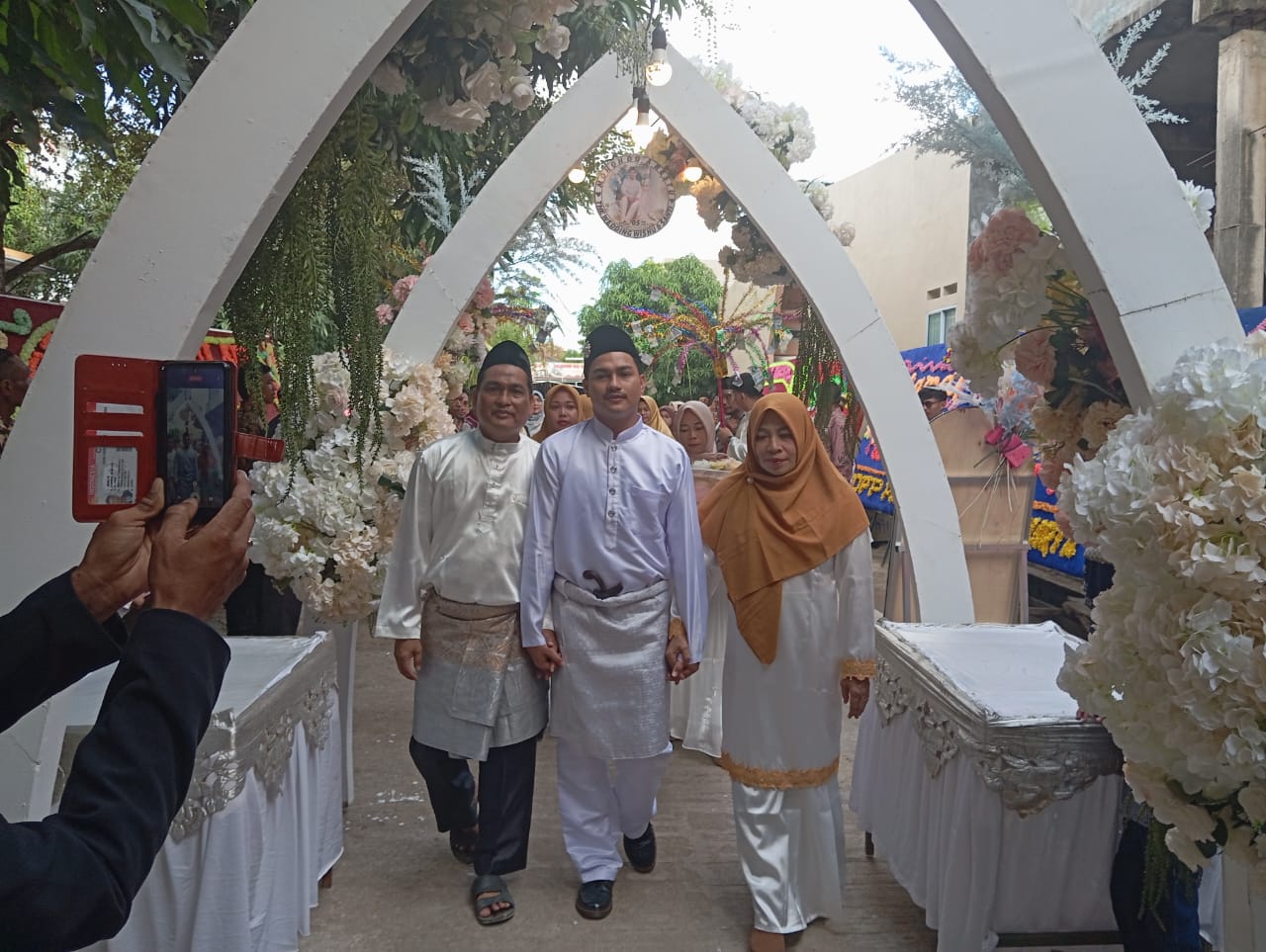 Pesta Pernikahan Putra Sulung KH H Sihabudin Arfi S .Ag Pimpinan Pondok Pesantren Al Aqso Batam