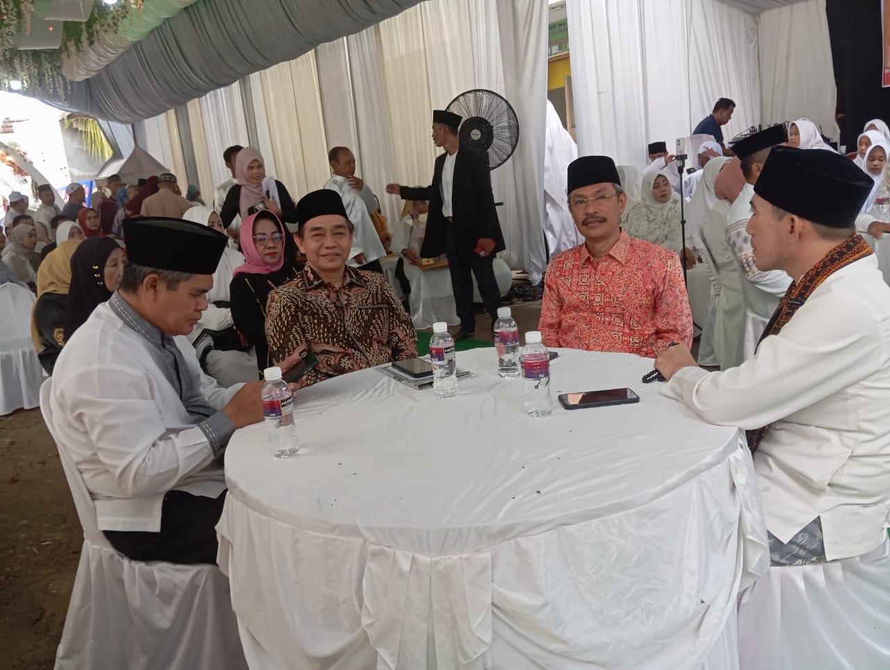 Pesta Pernikahan Putra Sulung KH H Sihabudin Arfi S .Ag Pimpinan Pondok Pesantren Al Aqso Batam