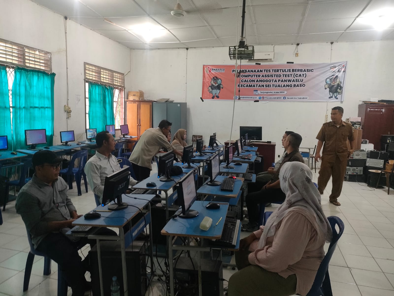Polres Tanjung Balai Laksanakan Pengamanan Tes Tertulis (CAT) Panwascam