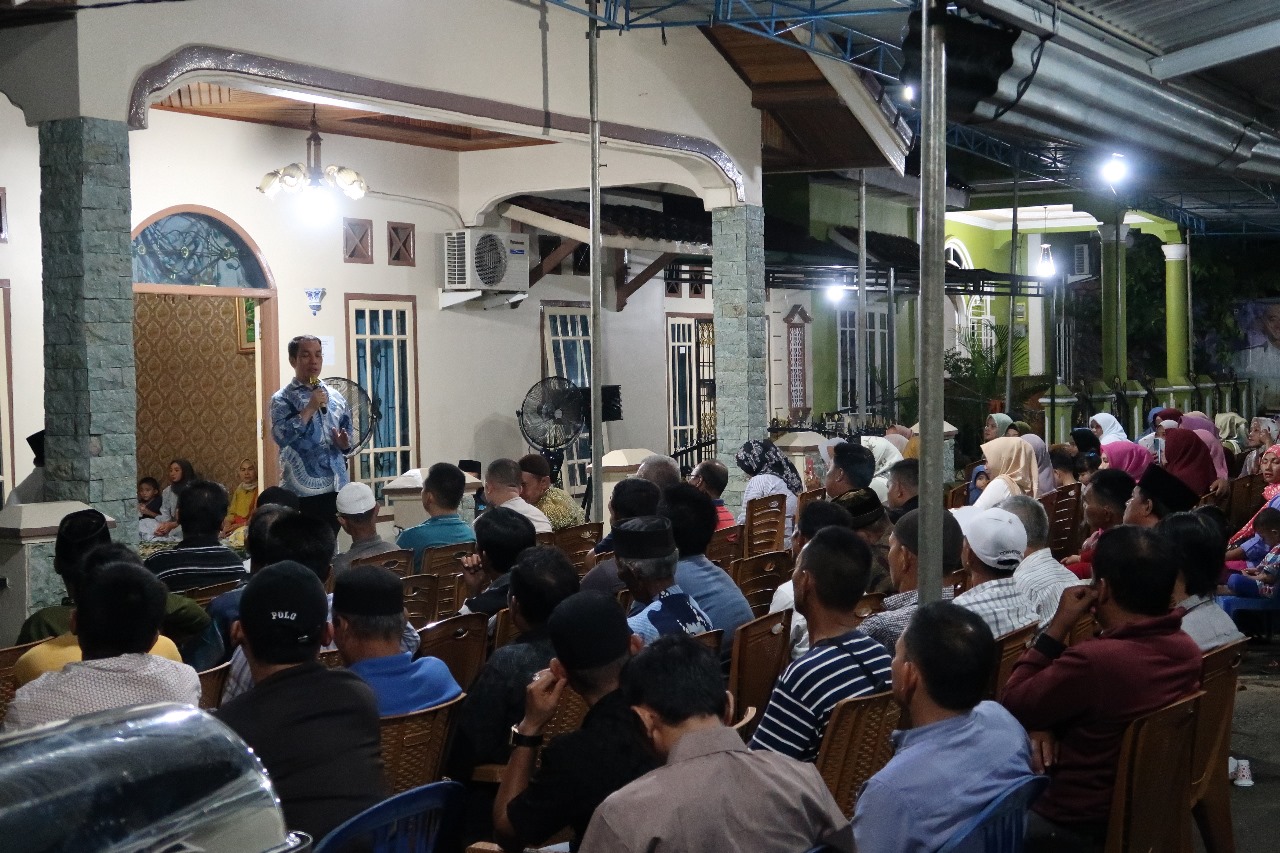 H. Rachmat Hidayat Mengelar Silaturahmi   di Sekretariat Pemenangan di Puncak Kemuning