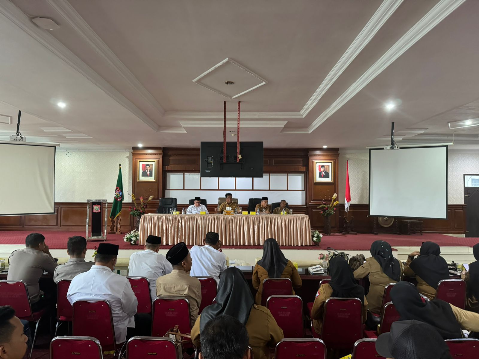 Polres Tanjung Balai Hadiri Rapat Koordinasi Kesiapan MTQ Ke-56 dan Pelepasan Jamaah Calon Haji Tahun 1445 H/2024 M