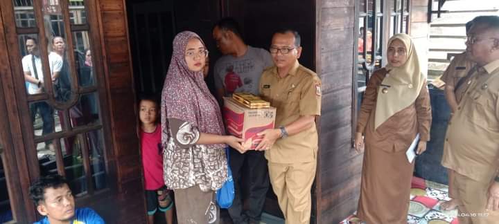 Pemkot Tanjungbalai,Memberikan Santunan Kepada Korban Bencana Kebakaran di Kelurahan Simula Jadi